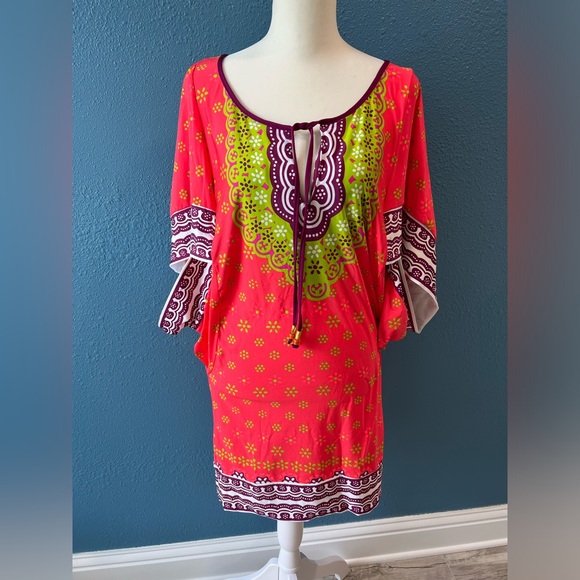 Trina Turk Other - Trina Turk Seychelles Tunic Swim Cover Up Size Small